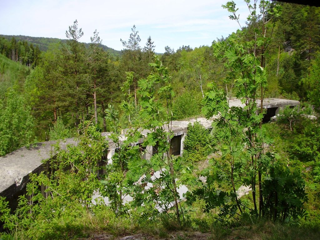 Bilde 5 Festningsverk fra baksiden