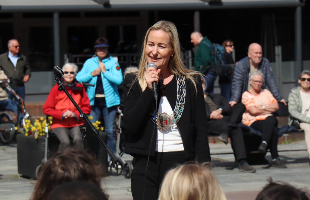 SpøkelsesteinaVaraordfører Charlotte Beckmann Finnestad