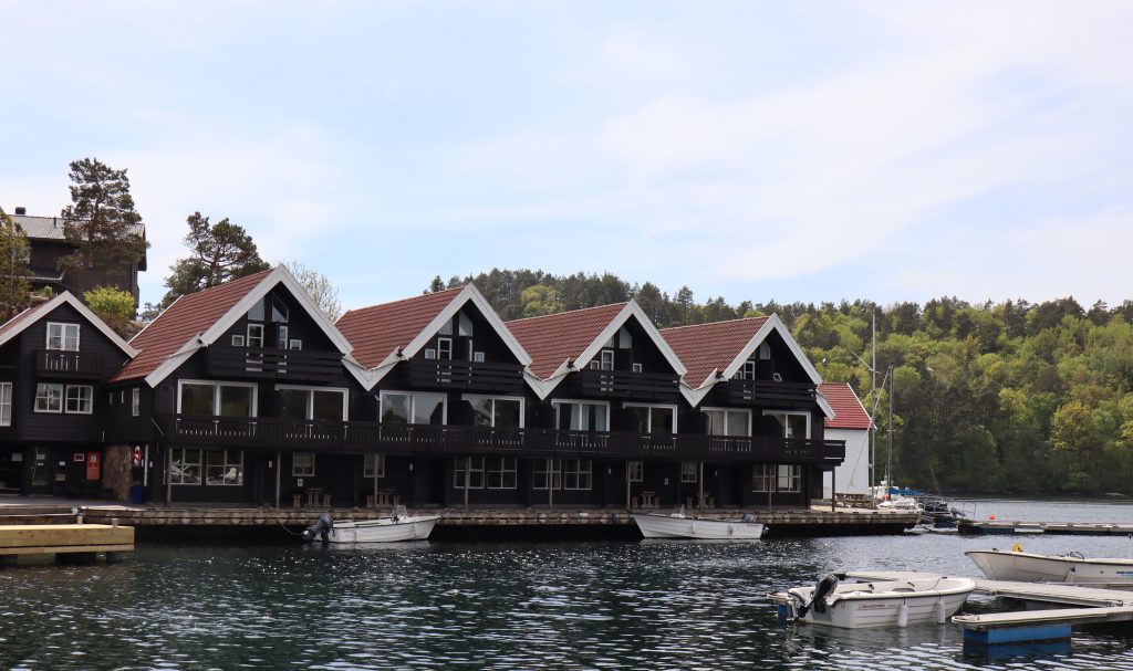Trysnes – ei lun og trygg havn med smakfulle fasiliteter! 1 Overnatting Trysnes Brygge