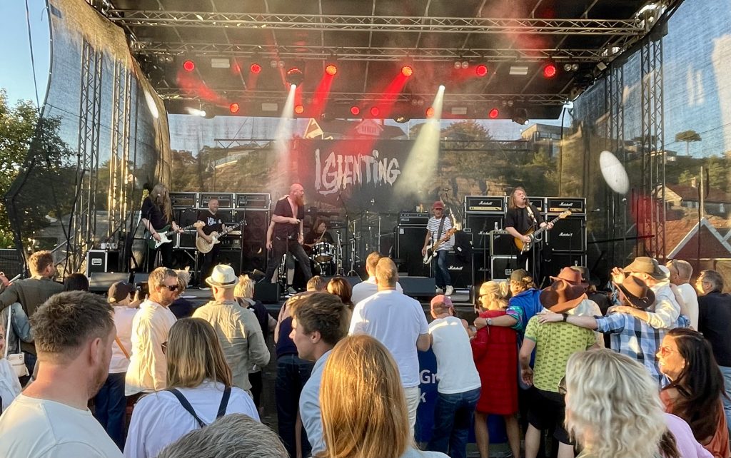 Bandet Igjenting skapte god stemning blant publikum.