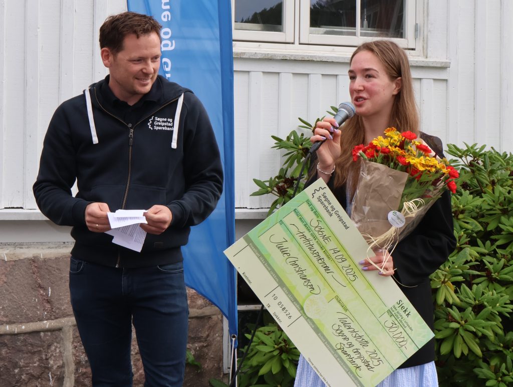 Hvem fikk stipend på Elvefestivalen? 3 Julie Christiansen