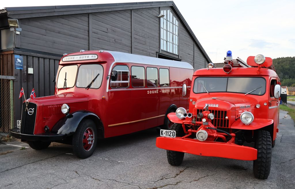 På hjul i Søgnes eldste brannbil! 13 Søgneruta og brannbilen