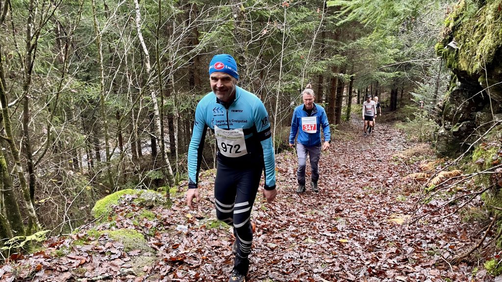 Nok et vellykket Morothon! 11 Finn G. Olsen kan mer enn å sitte på sykkelsetet.
