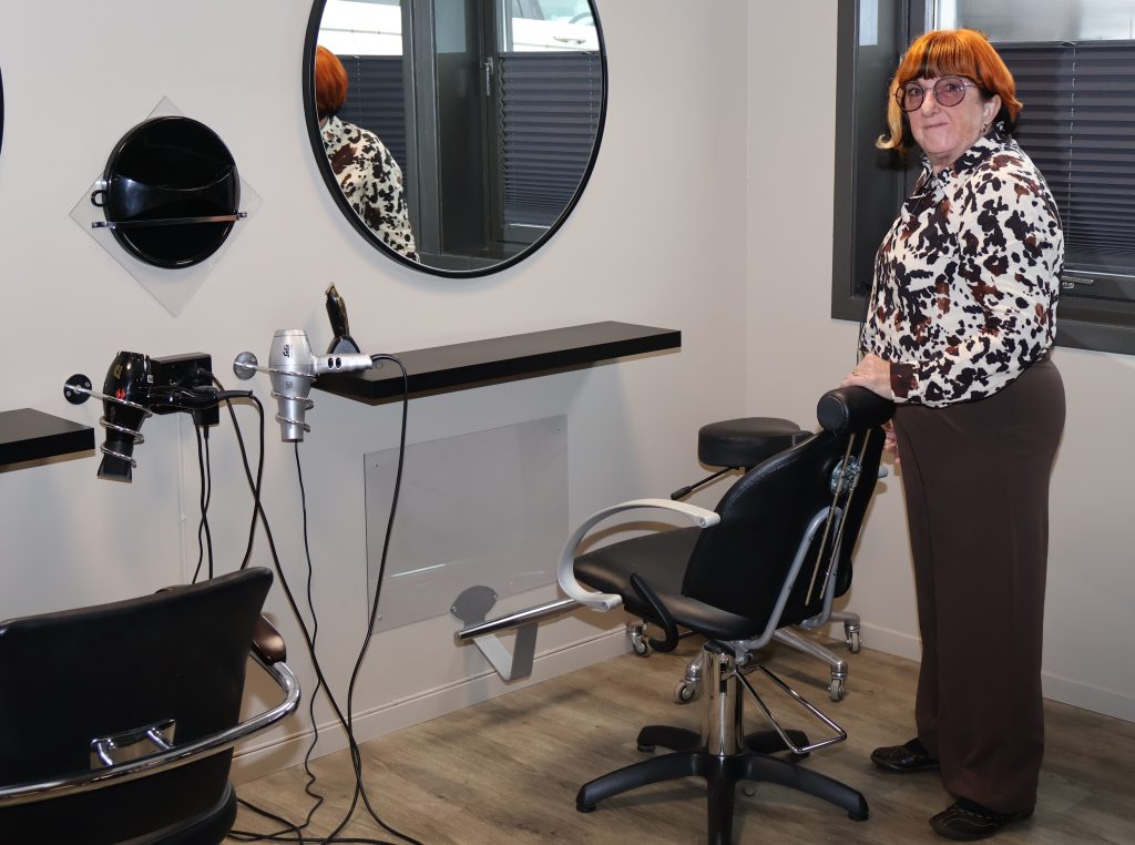 Det er en glede å være frisør 2 Solrun Lee