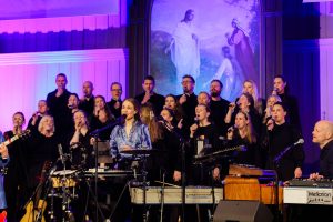 Foto Maria Lied Sundbø på påskekonserten vi hadde med Garness i fjor.
