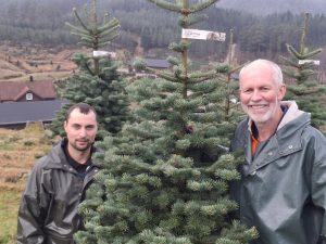 Florin Mateiuc og Ola Sløgedal har funnet et perfekt tre.